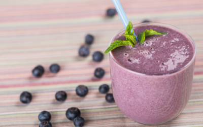 Blueberry Oatmeal Superfood Smoothie